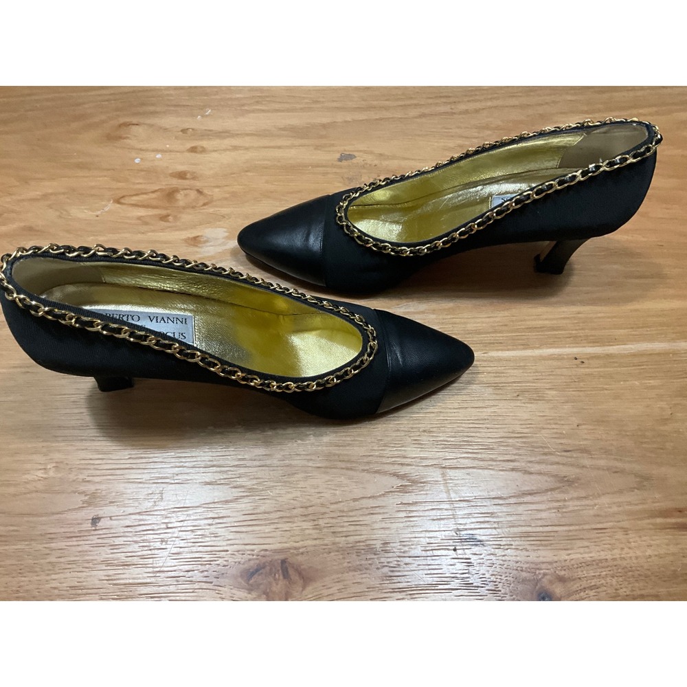 Roberto Vianni Neiman Marcus Black Leather Chain Kitten Heel Pumps Italy 10M